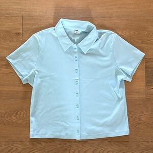 UNIQLO Light Blue Collared Button-Up Shirt